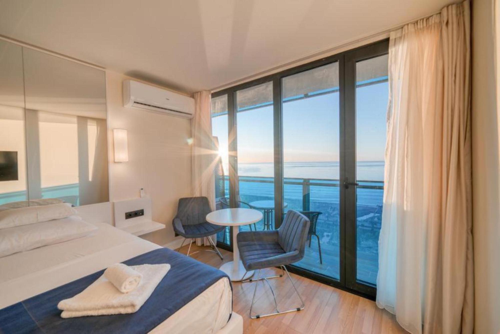 Sea View Orbi City Aparthotel Batumi Eksteriør bilde